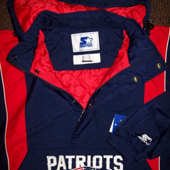 NEW ENGLAND PATRIOTS STARTER Half Zip Jacket - Picture 8 of 8